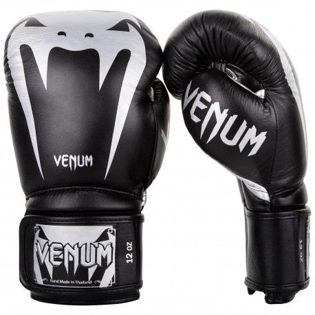 Giant 3.0 Boxing Gloves (Nappa Leather) - Black/Silver